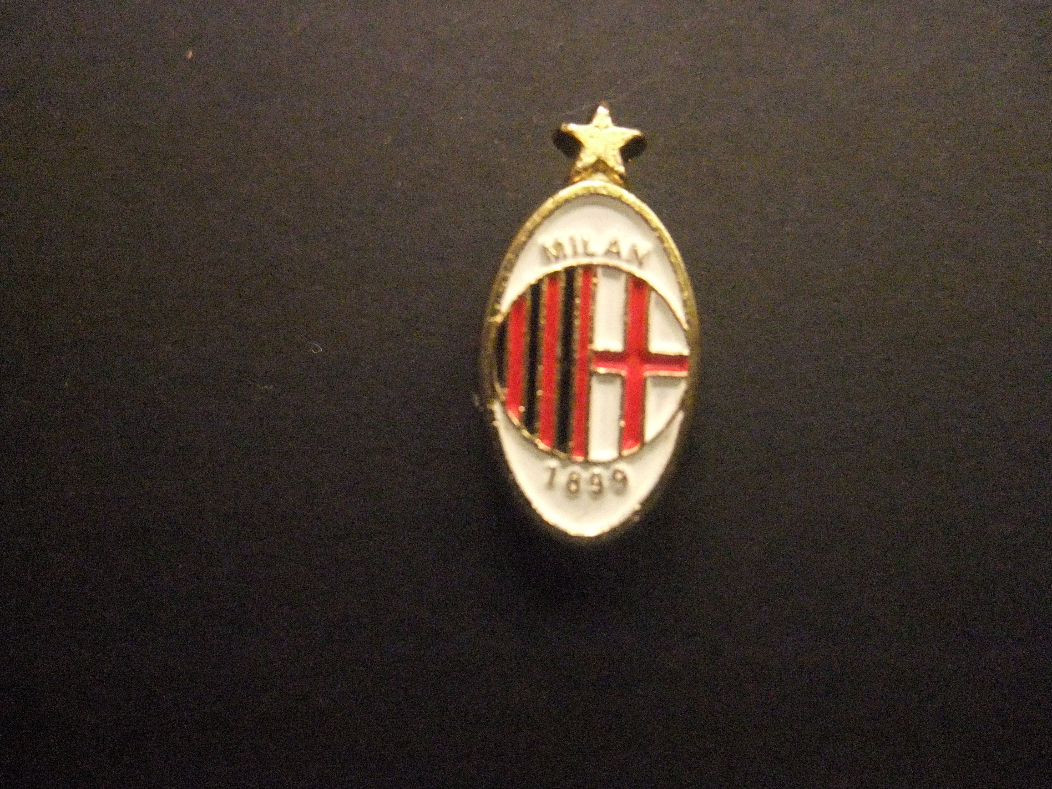AC Milaan 1899 voetbalclub ( Italië) serie A logo met ster